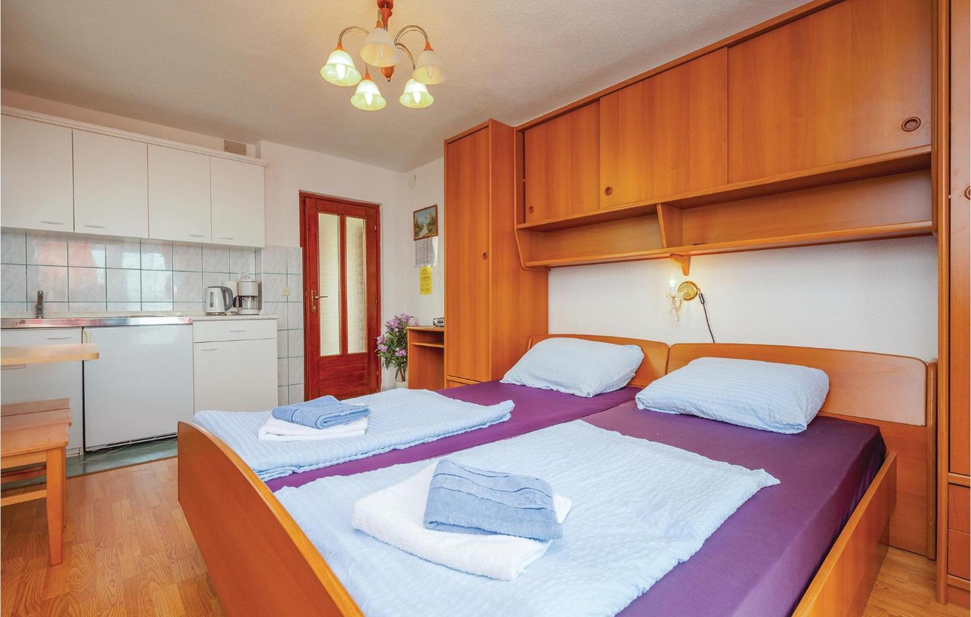 1 Bedroom Cozy Apartment In Crikvenica Dış mekan fotoğraf