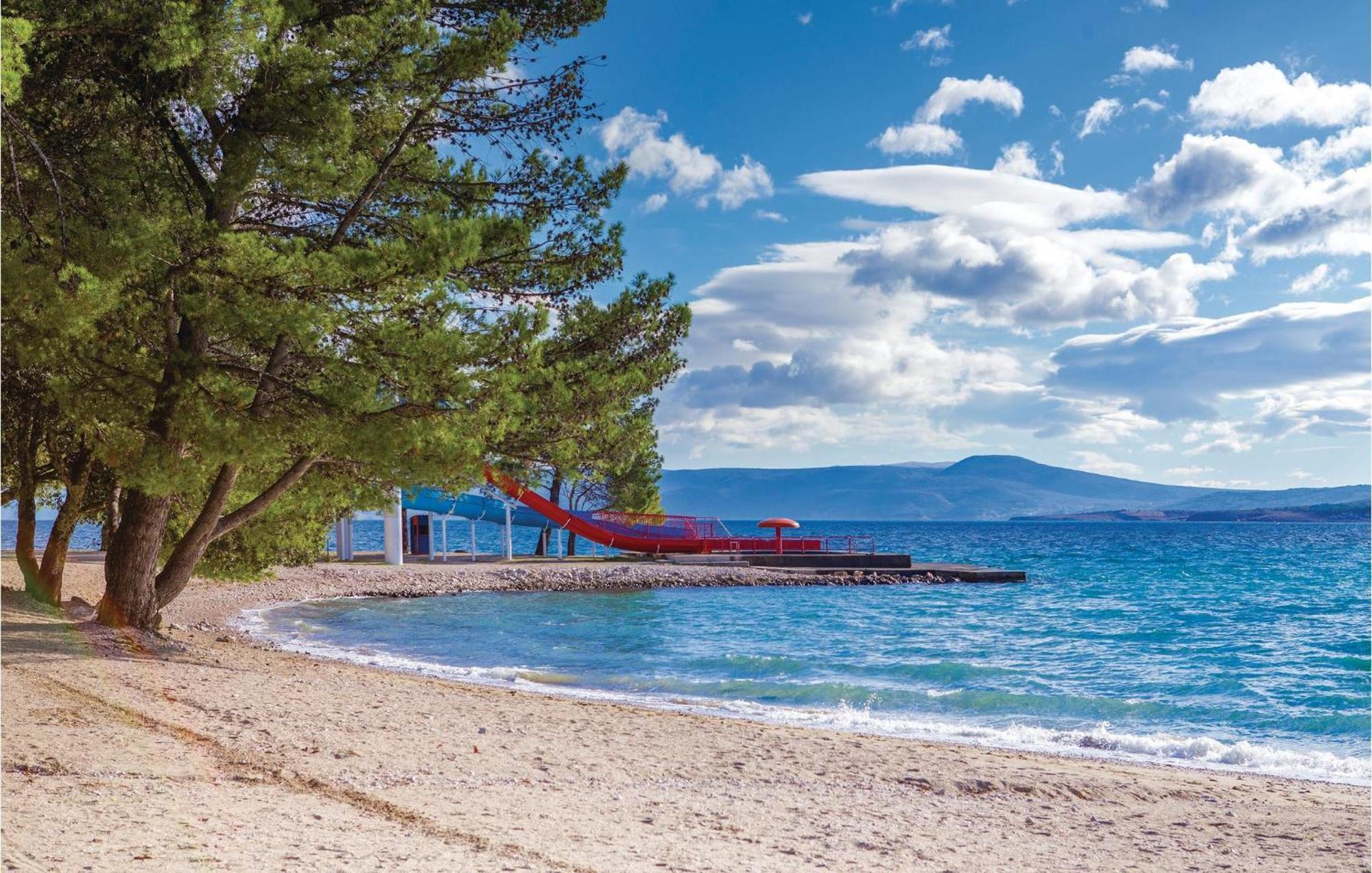 1 Bedroom Cozy Apartment In Crikvenica Dış mekan fotoğraf