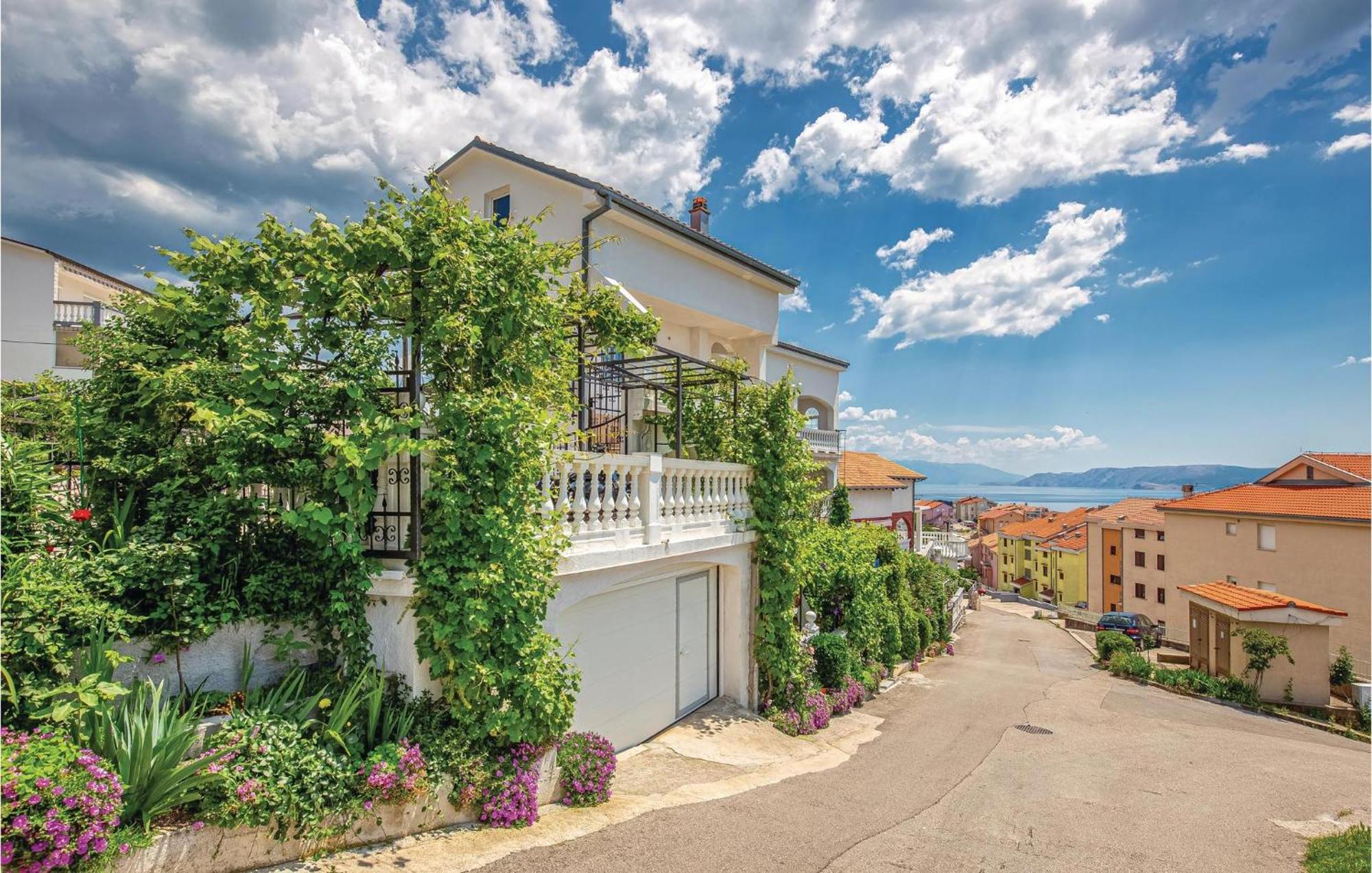 1 Bedroom Cozy Apartment In Crikvenica Dış mekan fotoğraf