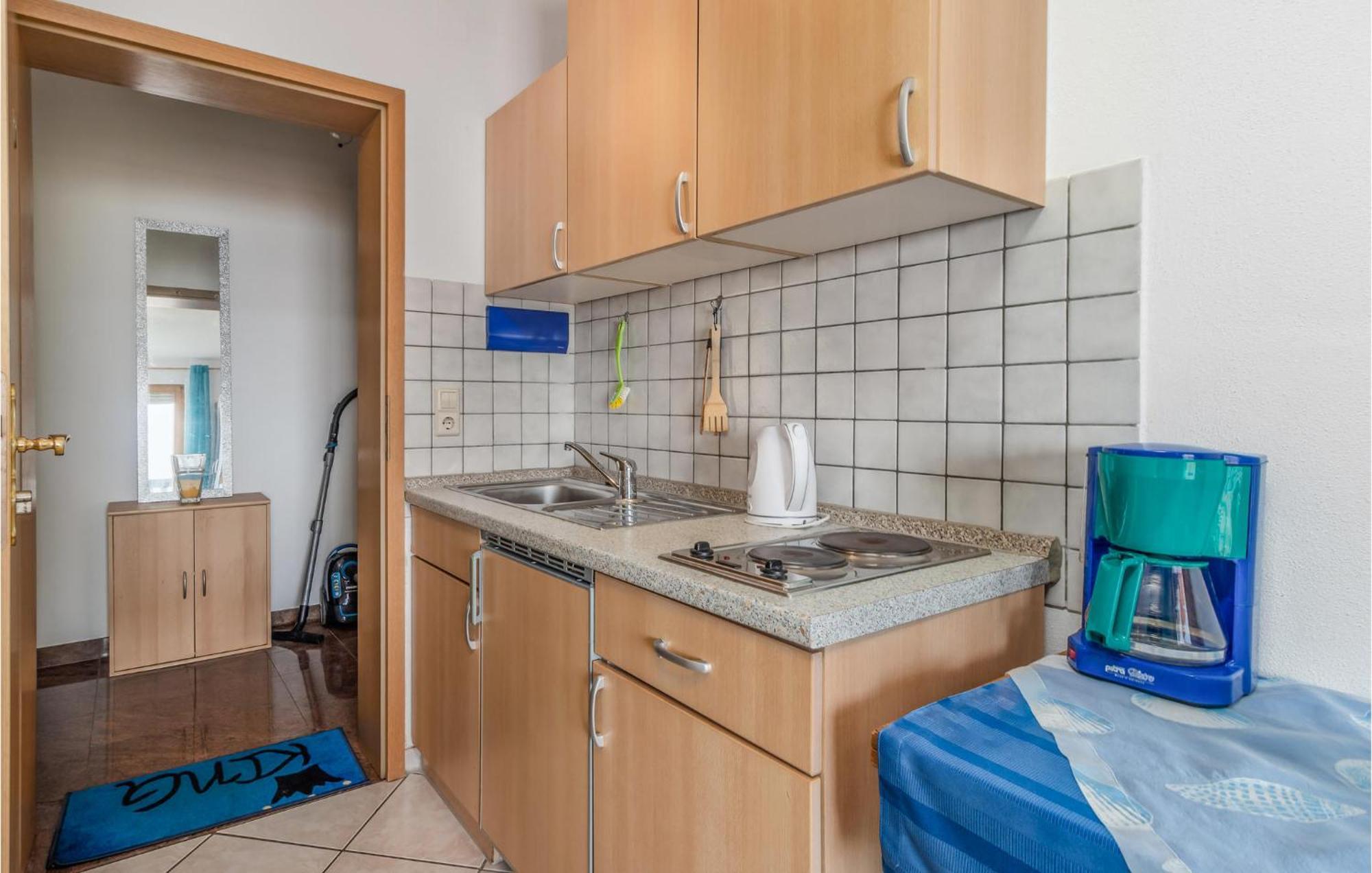 1 Bedroom Cozy Apartment In Crikvenica Dış mekan fotoğraf