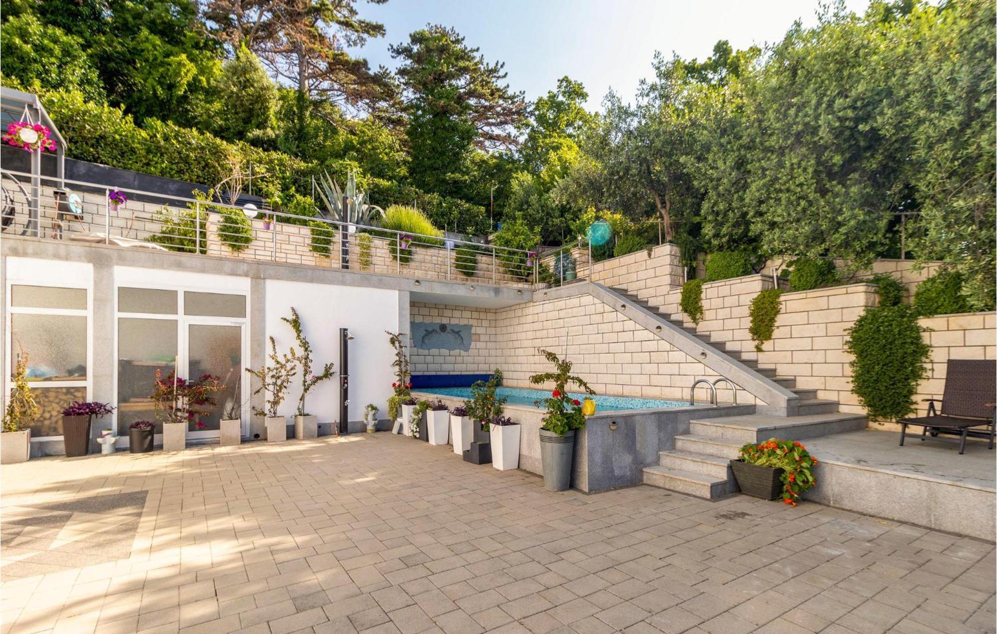 1 Bedroom Cozy Apartment In Crikvenica Dış mekan fotoğraf