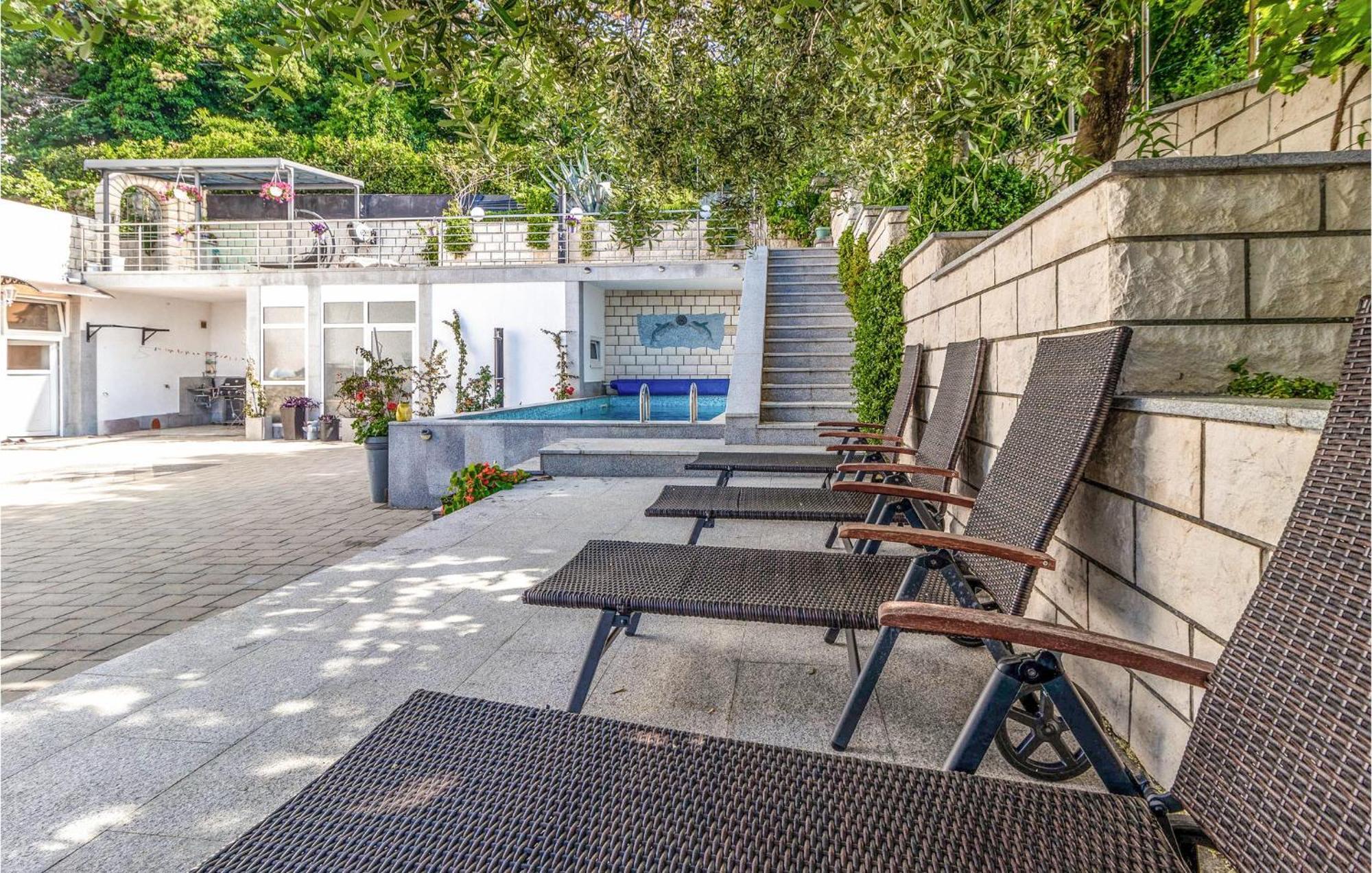1 Bedroom Cozy Apartment In Crikvenica Dış mekan fotoğraf