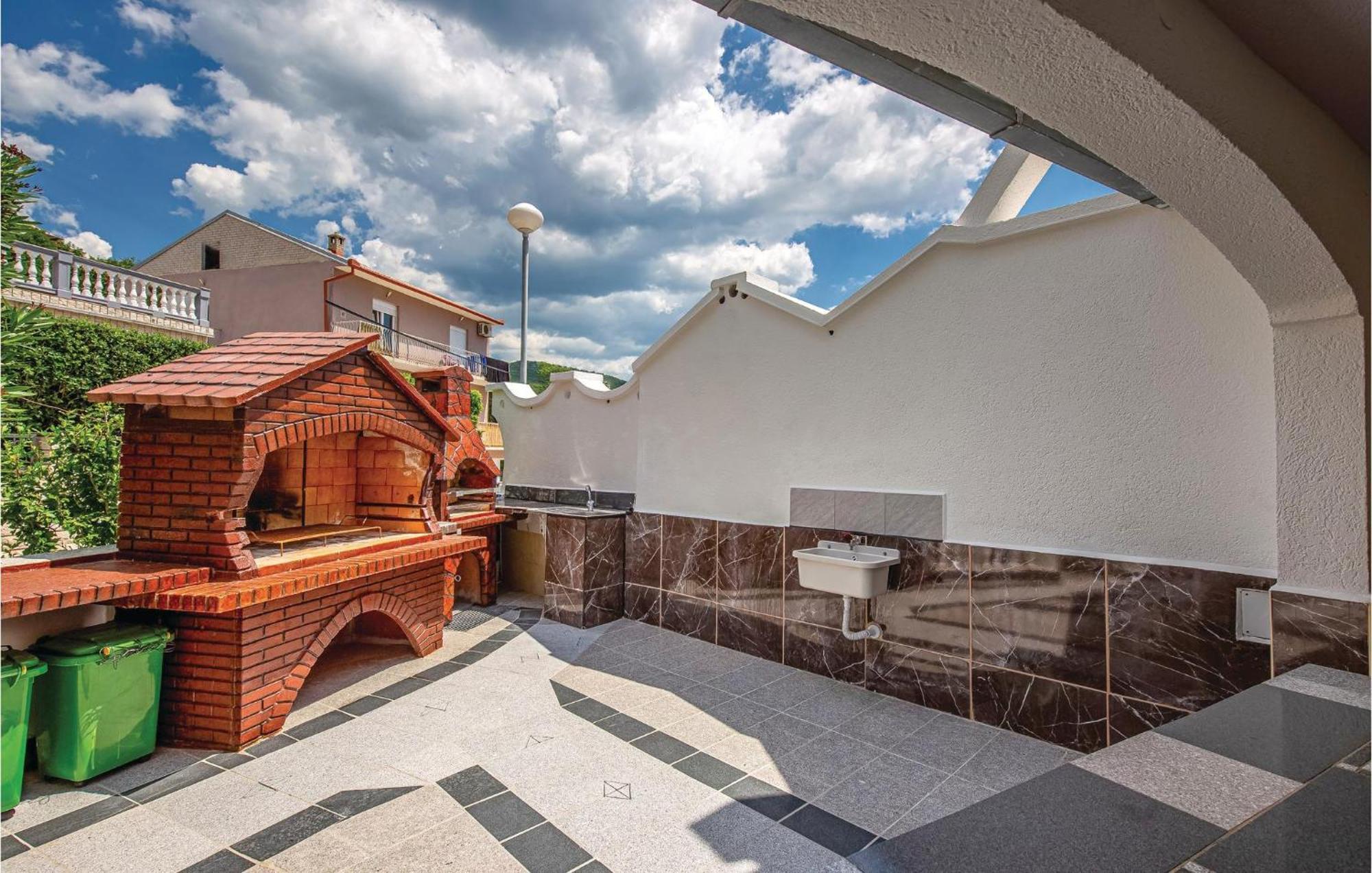 1 Bedroom Cozy Apartment In Crikvenica Dış mekan fotoğraf